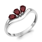 Кольцо из серебра с гранатами