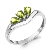 Кольцо из серебра с хризолитами