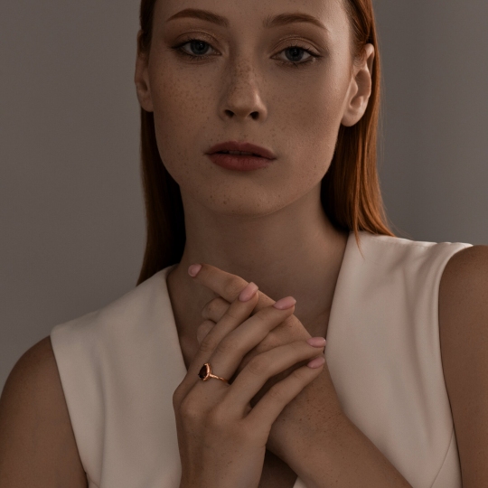 Кольцо из серебра с позолотой и раухтопазом