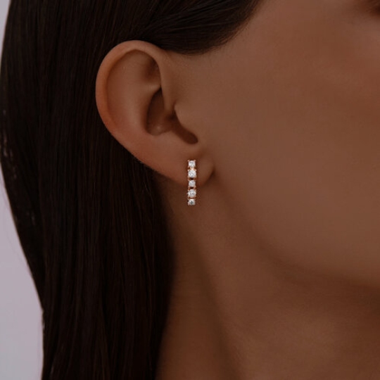 Серьги из серебра с позолотой и фианитами