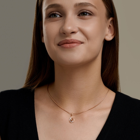 Подвеска из золота с фианитами