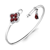 Браслет из серебра с гранатами и фианитами