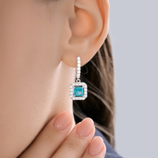 Серьги из серебра с фианитами