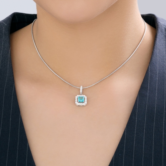 Подвеска из серебра с фианитами