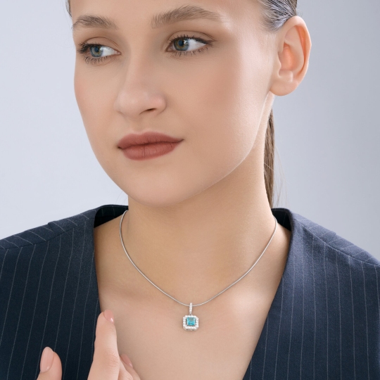 Подвеска из серебра с фианитами