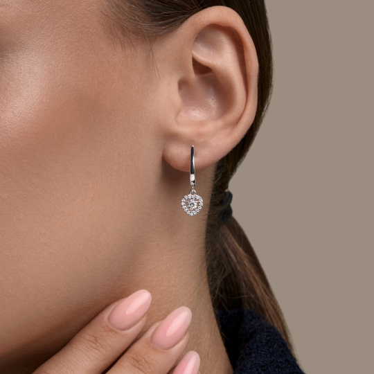 Серьги из серебра с выращенными бриллиантами