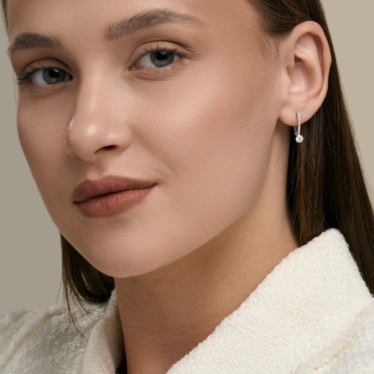 Серьги из серебра с выращенными бриллиантами