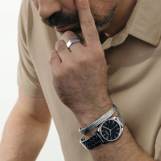 Кольцо из стали