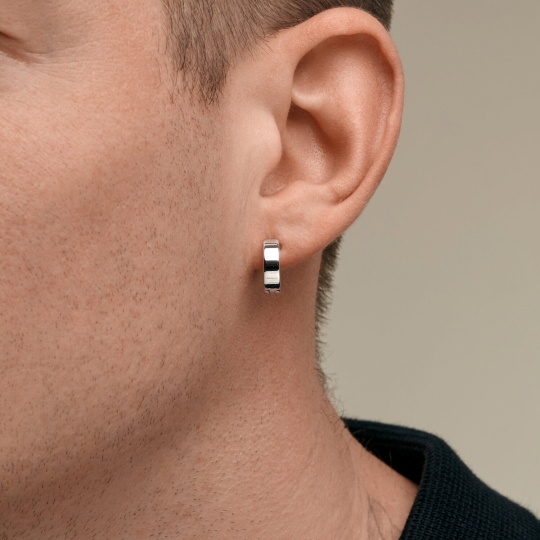 Серьги из стали