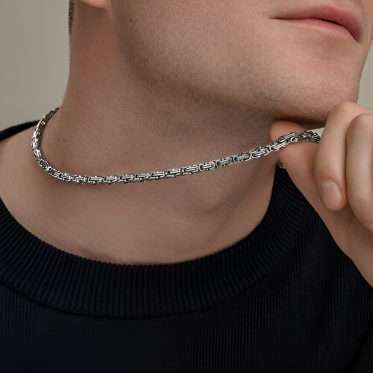 Цепь из стали