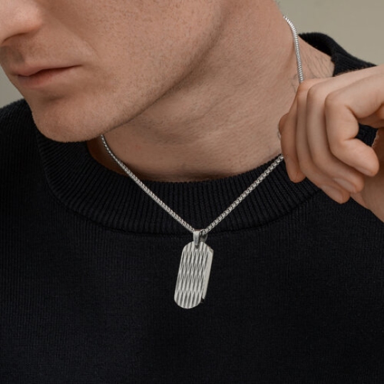 Колье из стали