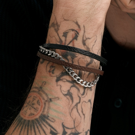 Браслет из кожи со стальными вставками