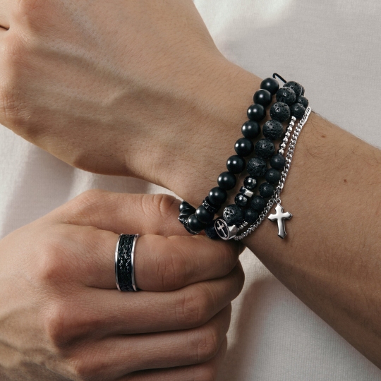 Кольцо из стали