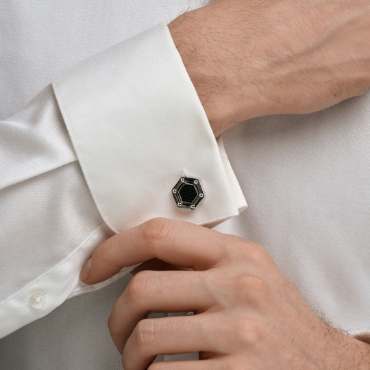 Запонки из стали с карбоном