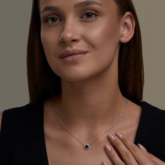 Колье из серебра с фианитами