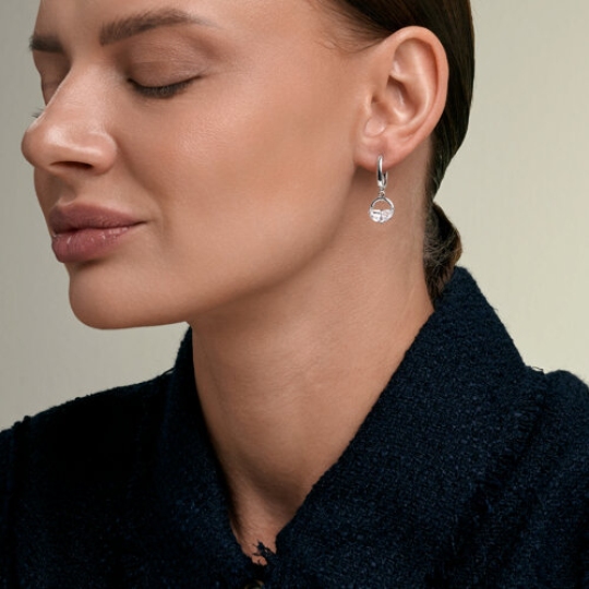 Серьги из серебра с фианитами