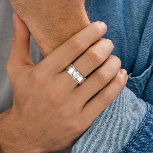 Кольцо из серебра