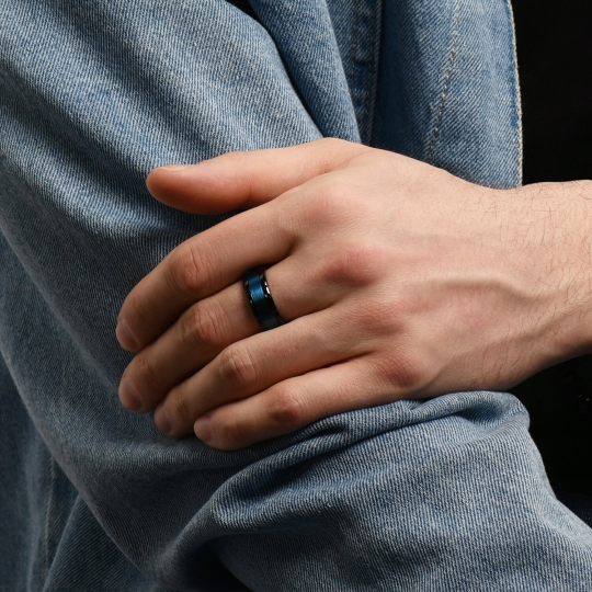 Кольцо из стали