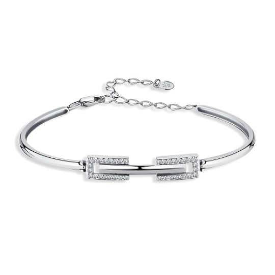 Браслет из белого золота с бриллиантами