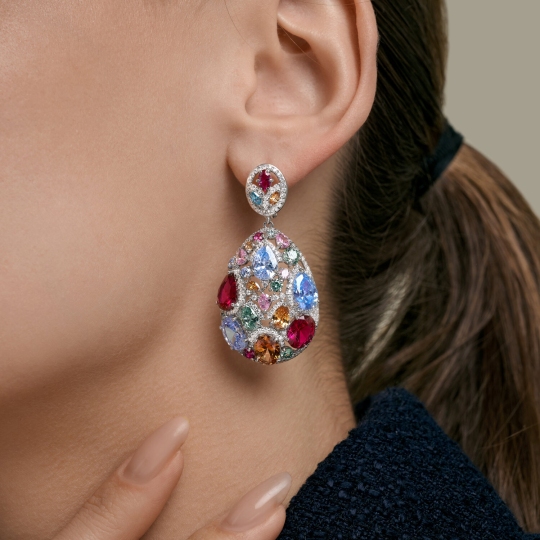 Серьги из серебра с корундами и фианитами