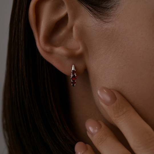 Серьги из серебра с гранатами