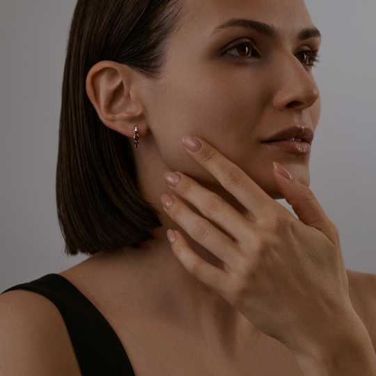 Серьги из серебра с гранатами