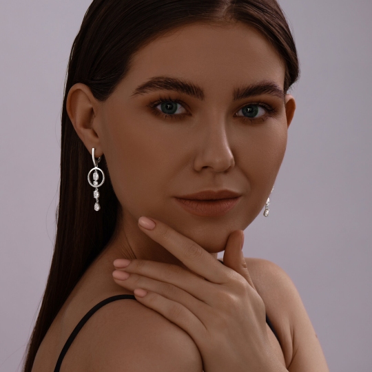 Серьги из серебра с фианитами