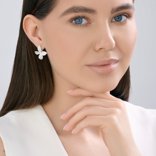 Серьги из серебра с фианитами