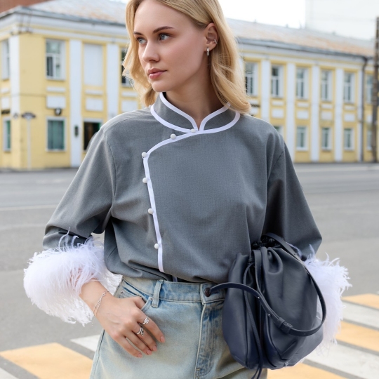 Кольцо из серебра с фианитом