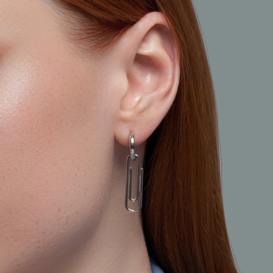 Одиночная серьга из серебра