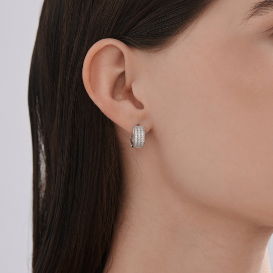 Серьги из серебра с фианитами