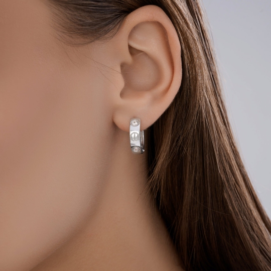 Серьги из серебра с фианитами