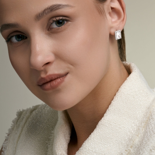 Серьги из серебра с фианитами