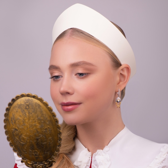 Серьги из серебра с позолотой и эмалью