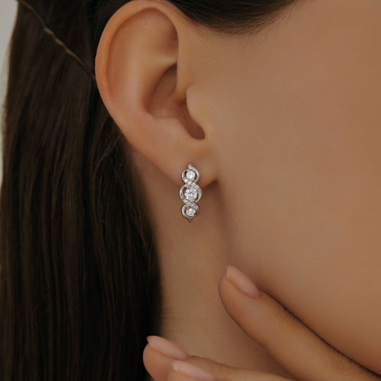 Серьги из серебра с фианитами