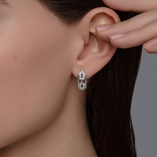 Серьги из серебра с фианитами