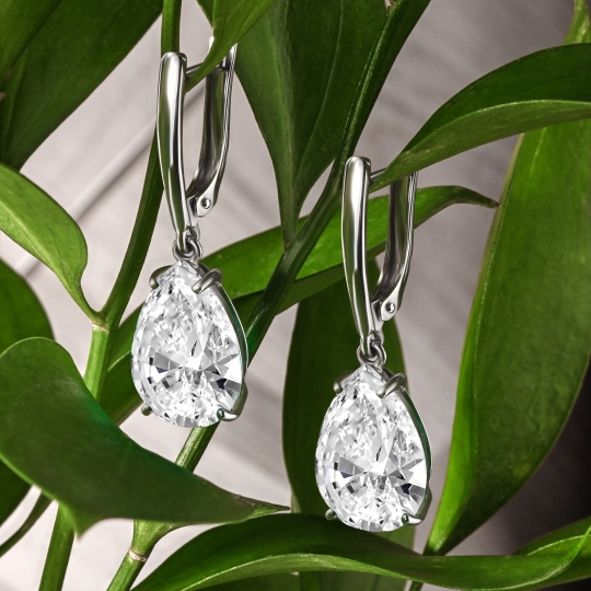 Серьги из серебра с фианитами