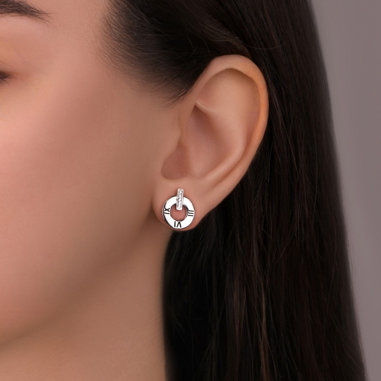 Серьги из серебра с фианитами