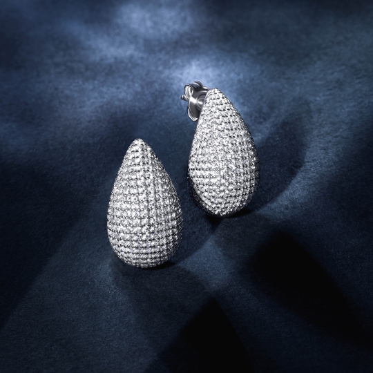 Серьги из серебра с фианитами
