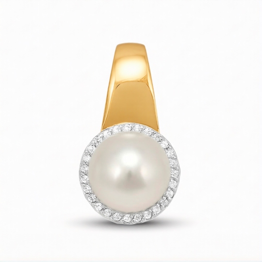 Подвеска из золота с жемчугом и фианитами