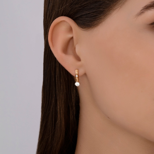 Серьги из золота с фианитами