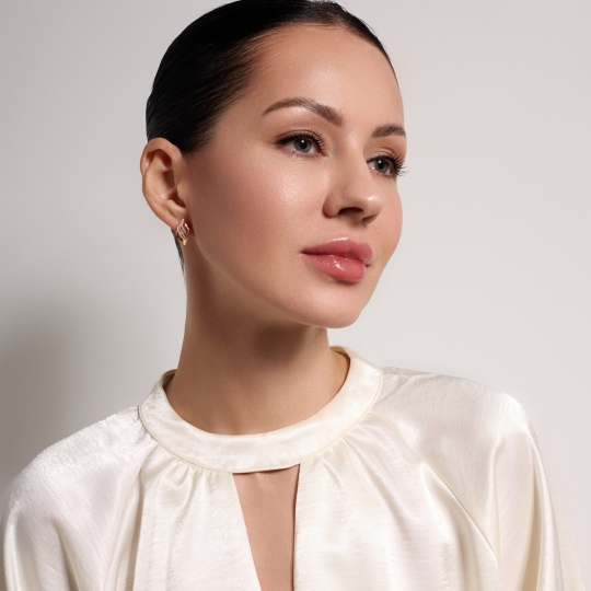 Серьги из золота с алмазной гранью