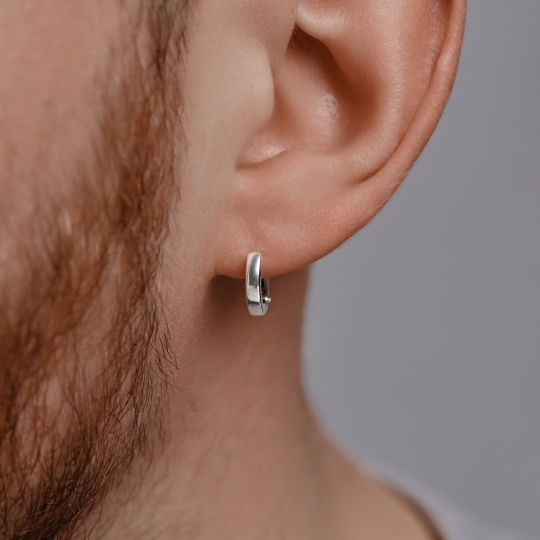 Одиночная серьга из серебра