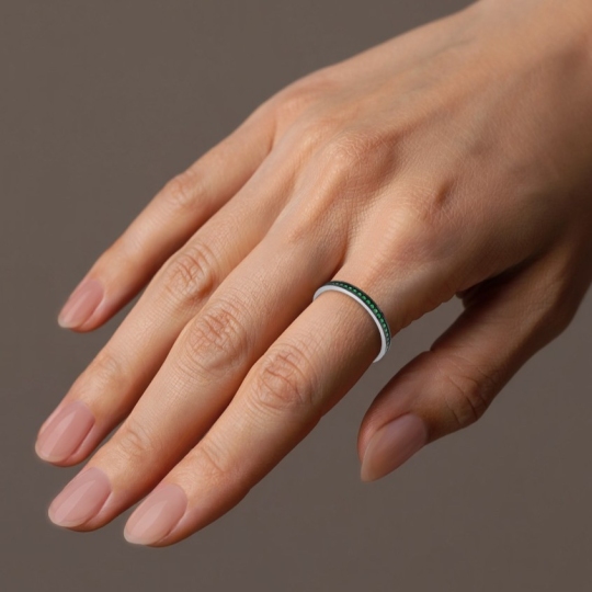 Кольцо из серебра с фианитами