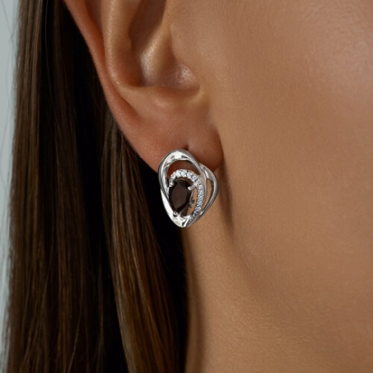 Серьги из серебра с гранатами и фианитами