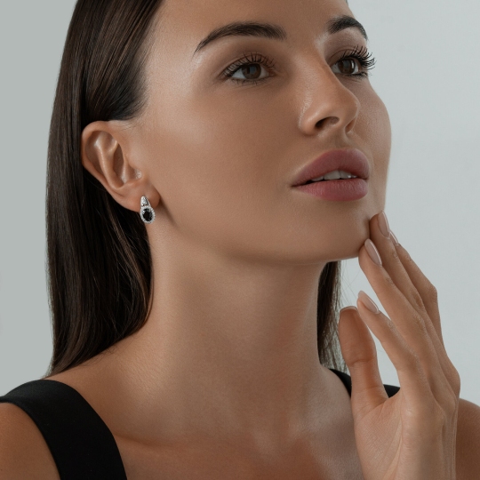 Серьги из серебра с гранатами и фианитами