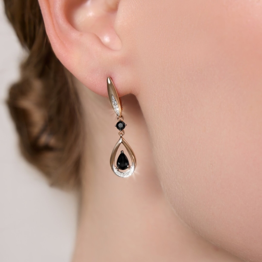 Серьги из золота с бриллиантами и сапфирами