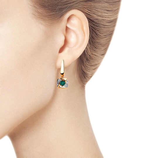 Серьги из золота с бриллиантами и изумрудами