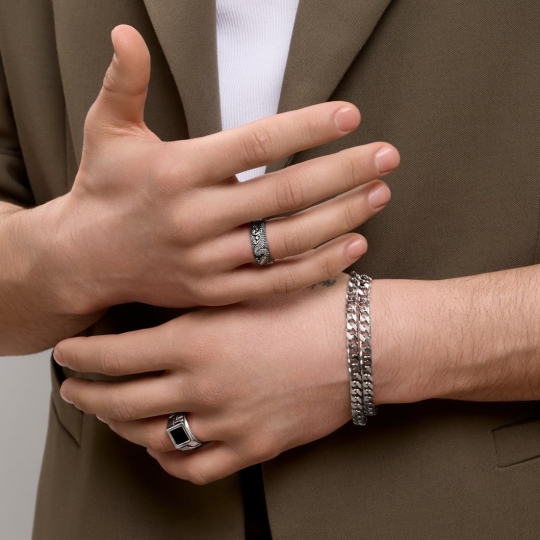 Кольцо из серебра с чернением 