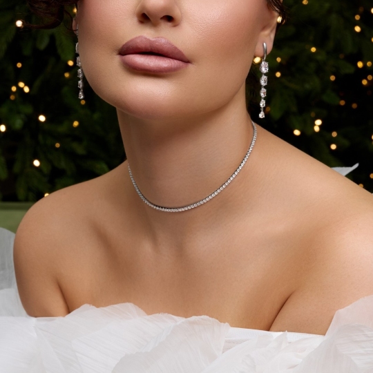 Колье-чокер из серебра с фианитами